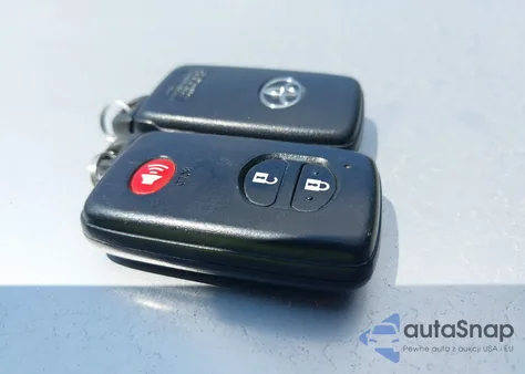 2010 Toyota Prius Iv from USA, damaged, VIN JTDKN3DU2A0154218